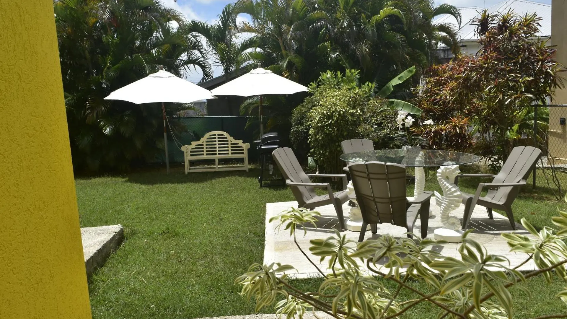 Bevakie Apartment Saint James